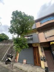 白川台ガレージ付きテラスハウス