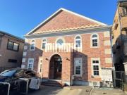 ROYAL BRICKS APARTMENT 3Ave