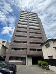 西鉄天神大牟田線薬院駅まで徒歩1分