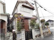 近鉄難波・奈良線学園前駅までバス約10分 徒歩1分