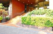 東京メトロ東西線九段下駅まで徒歩4分