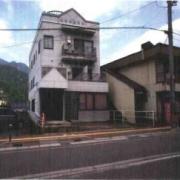 ＪＲ上越線越後湯沢駅まで徒歩4分