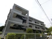 大阪モノレール彩都線阪大病院前駅まで徒歩10分