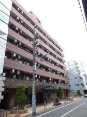 都営大江戸線六本木駅まで徒歩8分