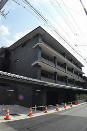 リーガル京都二条城前