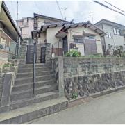 三木市緑が丘町本町1丁目住宅