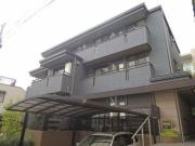 小田急小田原線東北沢駅まで徒歩3分