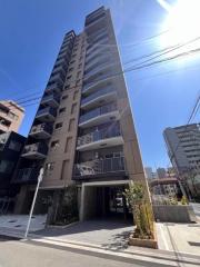 クレイシアアイズ上野
