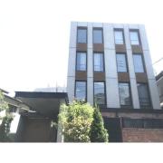 東京メトロ丸ノ内線中野坂上駅まで徒歩8分