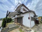 ＪＲ総武本線八街駅まで徒歩108分