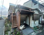 八尾木東1丁目貸家