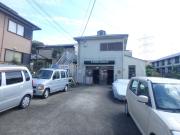 小田急小田原線鶴川駅までバス約12分 徒歩2分