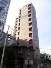 東京メトロ千代田線代々木公園駅まで徒歩2分