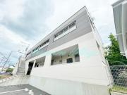 ＪＲ東海道本線茅ケ崎駅までバス約13分 徒歩1分