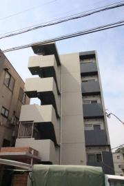鹿児島市電唐湊線中郡駅まで徒歩1分