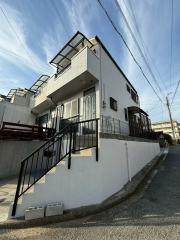 ＪＲ山陽本線朝霧駅までバス約7分 徒歩6分