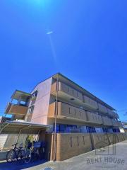 南海泉北線和泉中央駅まで徒歩29分