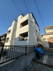 CRASTINE魚住町