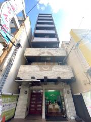 南海本線難波駅まで徒歩4分