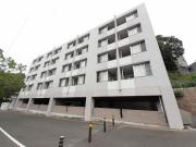 ＪＲ鹿児島本線折尾駅までバス約5分 徒歩2分
