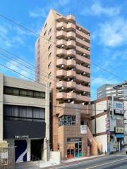 西鉄天神大牟田線西鉄福岡（天神）駅まで徒歩7分