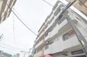 広島電鉄白島線白島駅まで徒歩4分