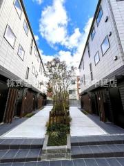 Ti hus 中延