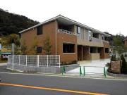 ＪＲ東海道本線大船駅までバス約18分 徒歩1分