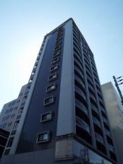 ロイヤル博多駅東84