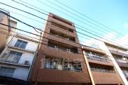 広島電鉄皆実線比治山橋駅まで徒歩4分
