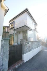 東元町一丁目戸建て