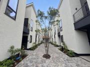 Annabelle Court