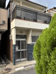 ＪＲ関西本線八尾駅まで徒歩8分