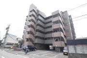 シーズンコート泰明町