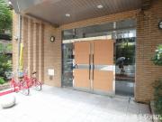 ＪＲ鹿児島本線博多駅まで徒歩8分