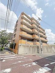 地下鉄鶴舞線植田駅まで徒歩8分