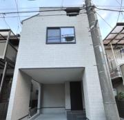 京王線府中駅まで徒歩18分