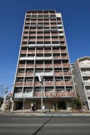 ＪＲ鹿児島本線博多駅まで徒歩15分