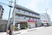阪急京都線南茨木駅までバス約8分 徒歩4分