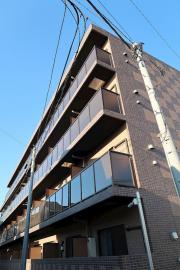 京急本線鶴見市場駅まで徒歩4分