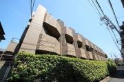 京王線芦花公園駅まで徒歩1分