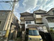 大東市寺川5-6-10 3階建