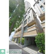ドゥーエ西麻布I