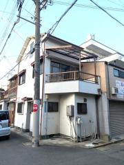 八雲中町貸家