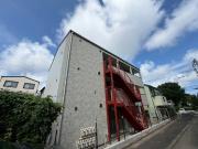 小田急小田原線東海大学前駅まで徒歩10分