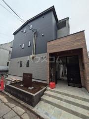 ＪＲ常磐線（各駅停車）新松戸駅まで徒歩11分