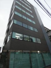 東京メトロ丸ノ内線西新宿駅まで徒歩4分