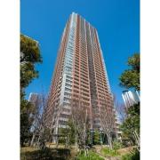 THE KOSUGI TOWER
