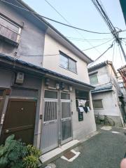 地下鉄中央線弁天町駅まで徒歩12分
