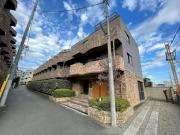 京王線芦花公園駅まで徒歩1分
